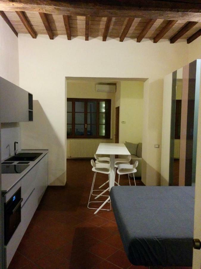 Honey House Parma Apartment ภายนอก รูปภาพ