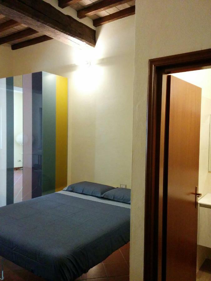 Honey House Parma Apartment ภายนอก รูปภาพ