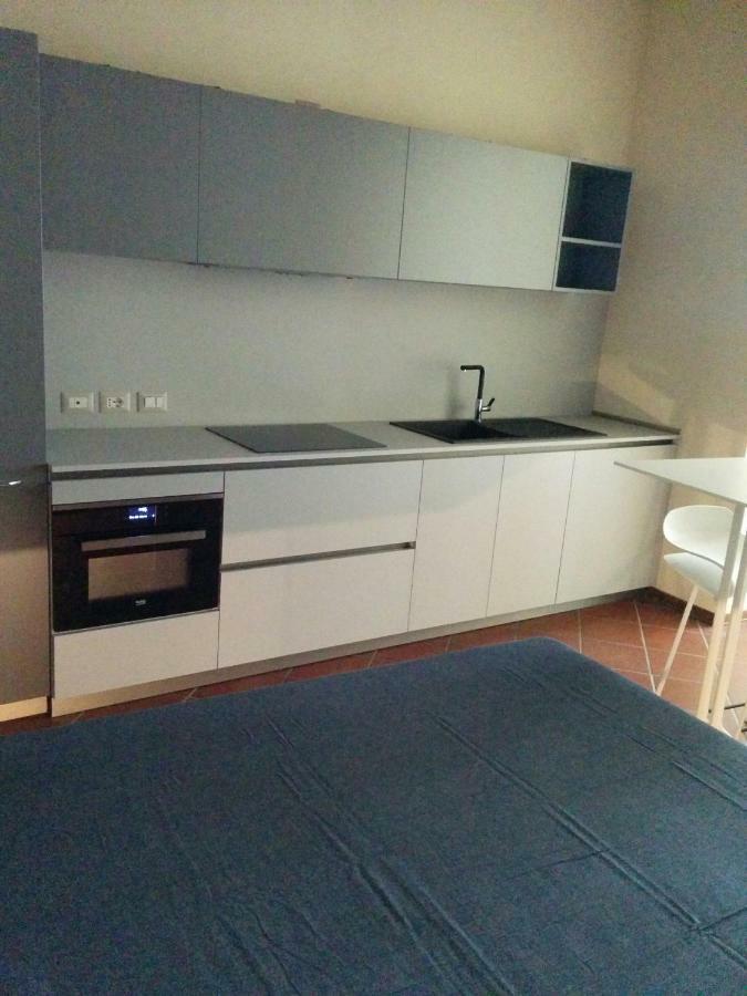 Honey House Parma Apartment ภายนอก รูปภาพ