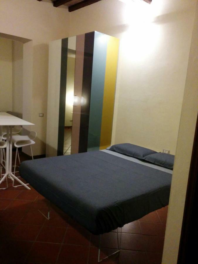 Honey House Parma Apartment ภายนอก รูปภาพ